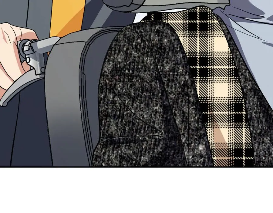 32813