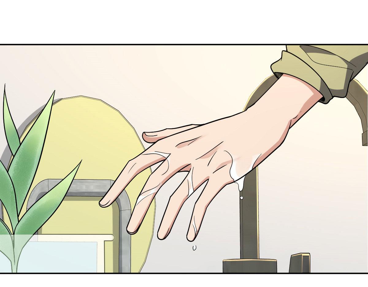 4592