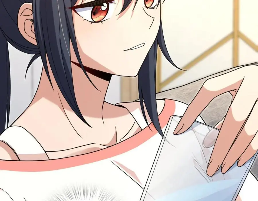 22818