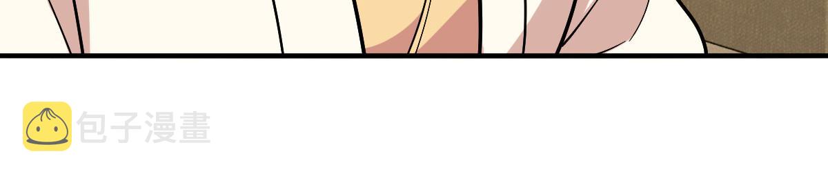 11121