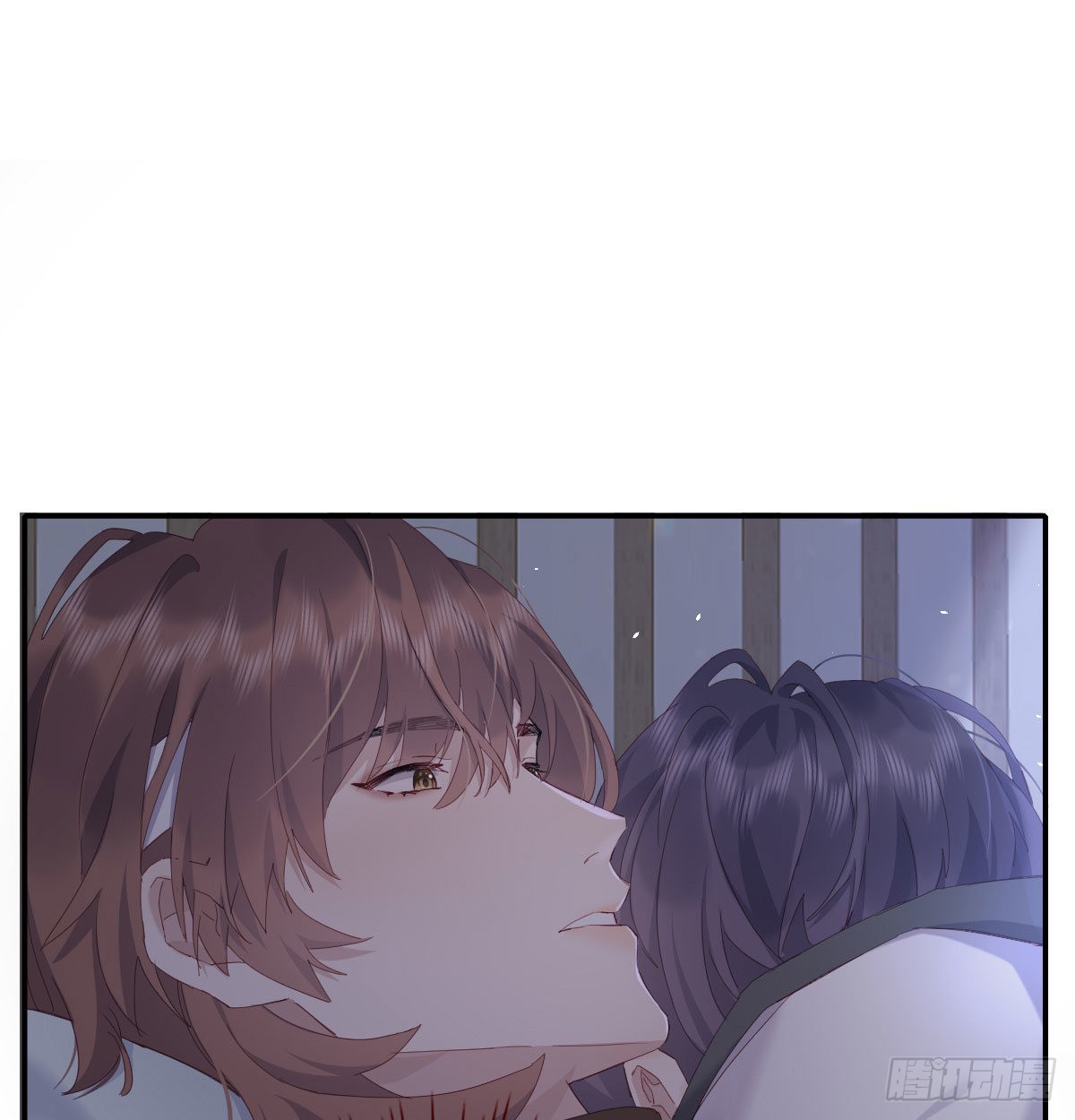 相拥25