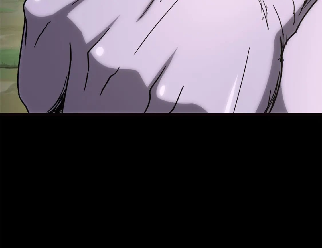 371138