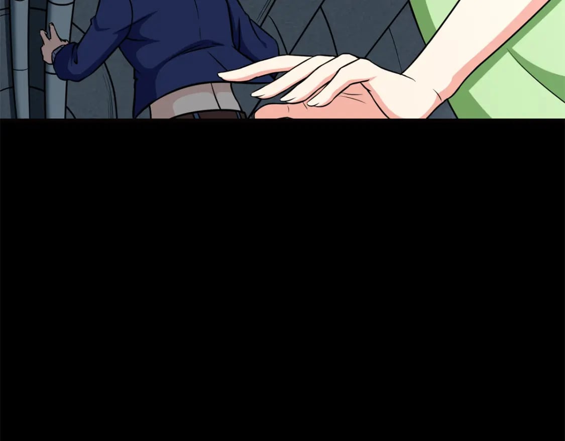4686