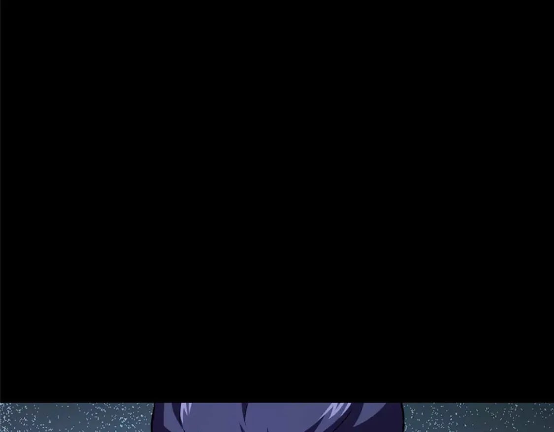 473128