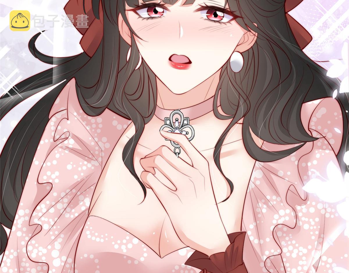 7743
