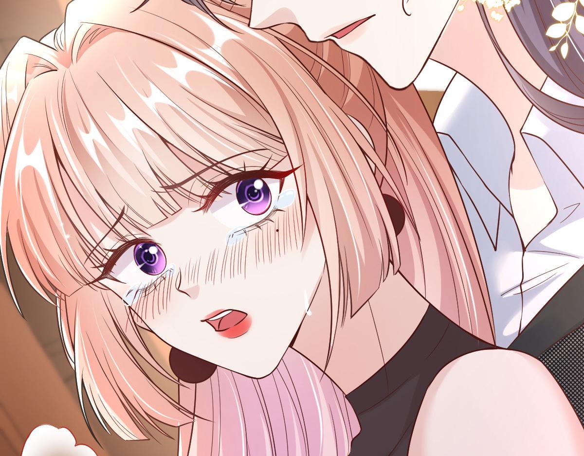 4582