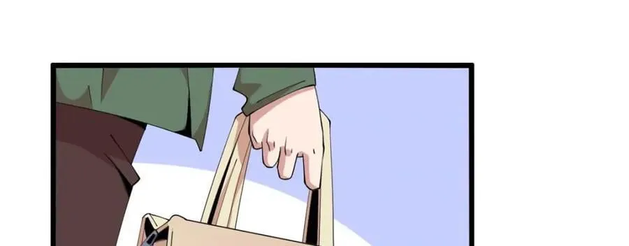 4653