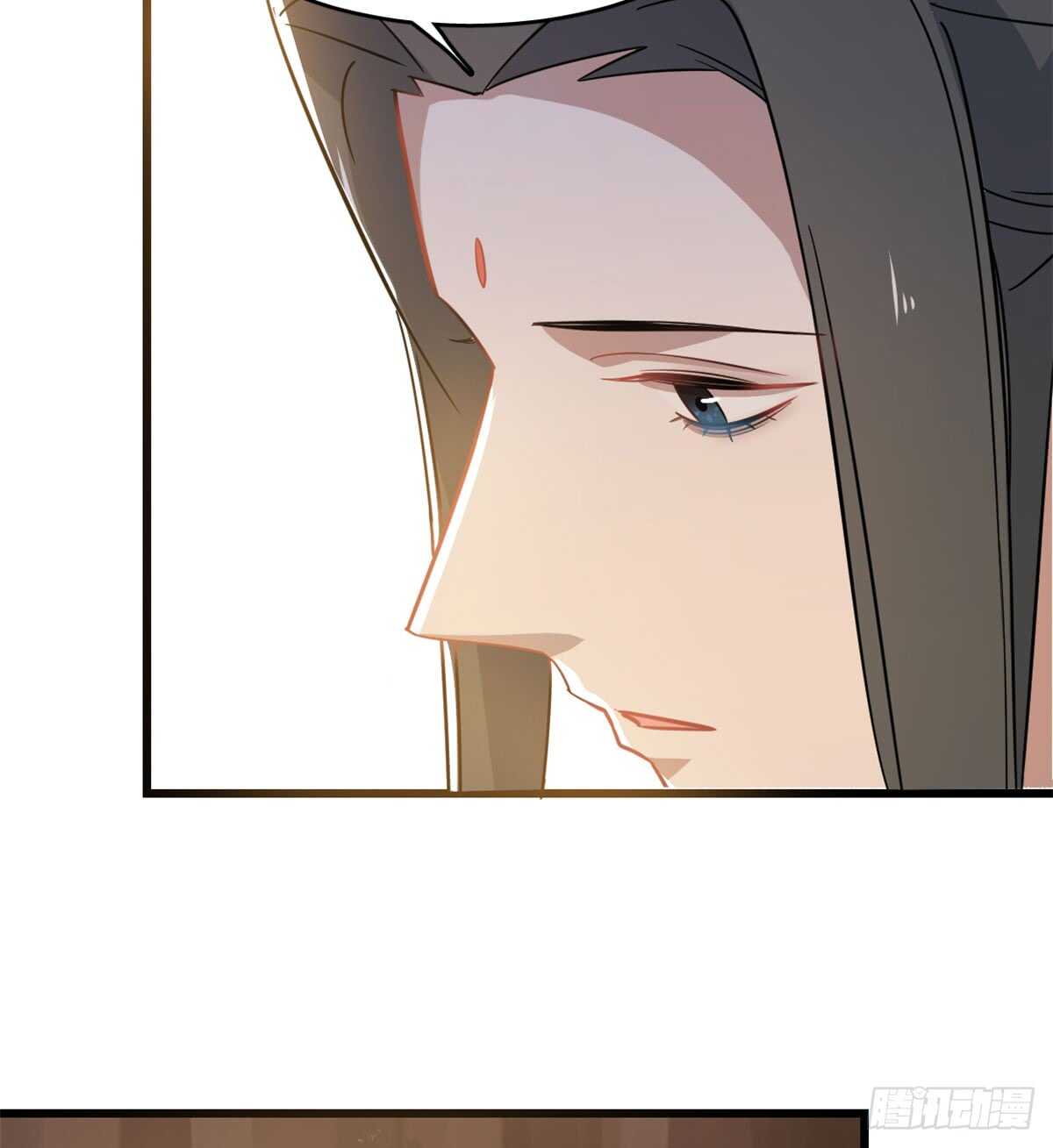 12832