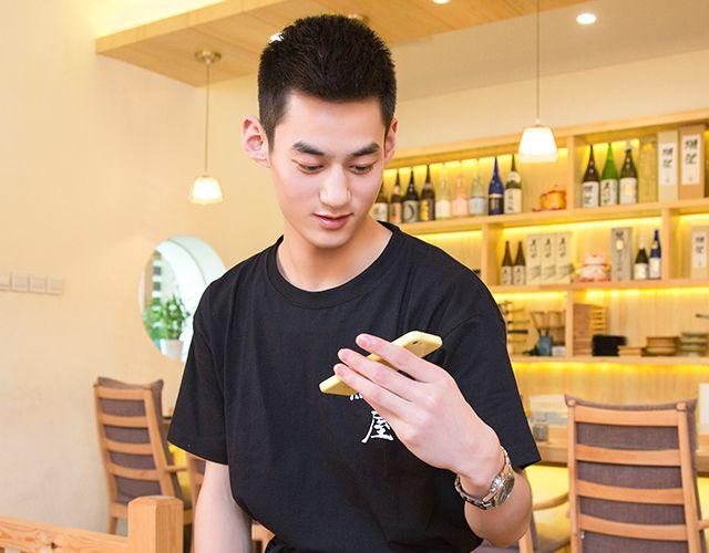 王炎：“快来吃寿司吧^^”84