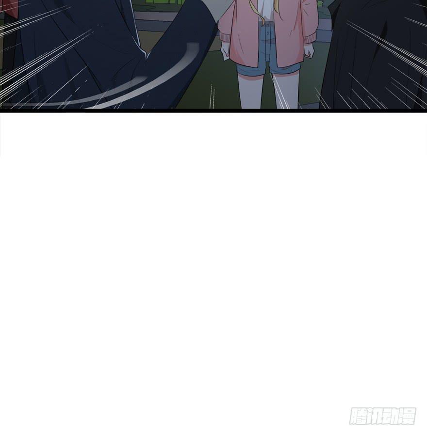 33.离他远一点23