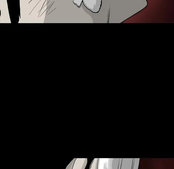 7618