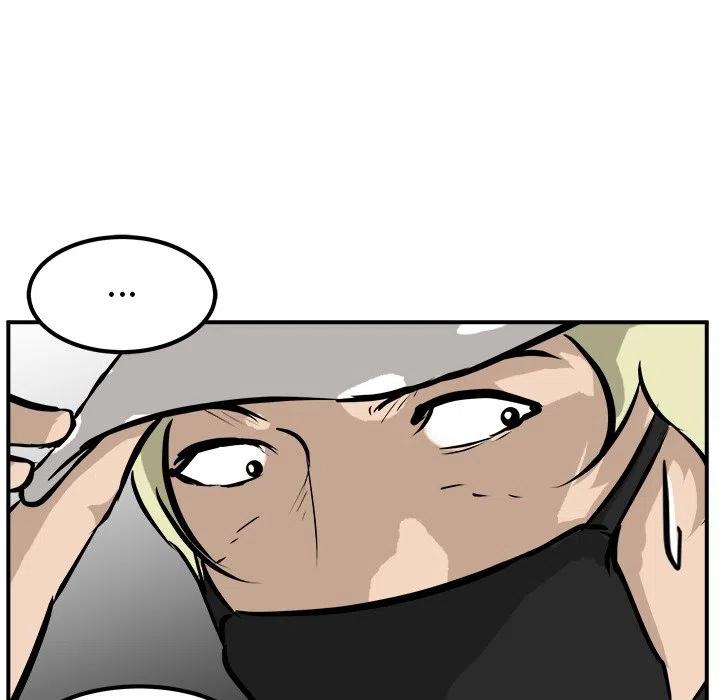 3318