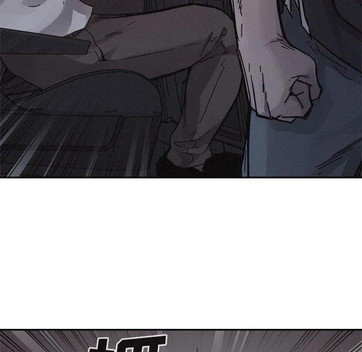 7886