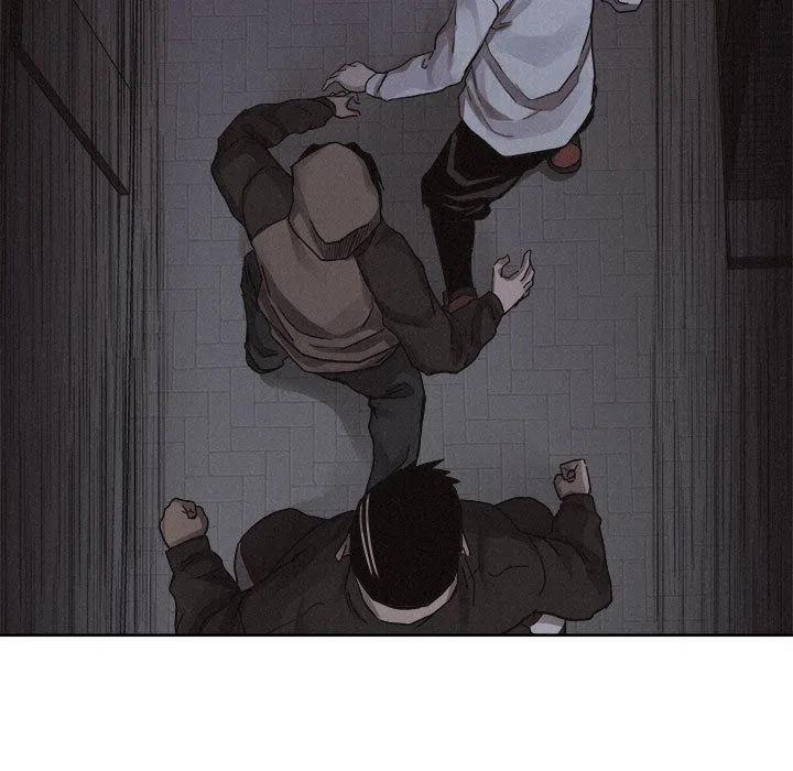 3772