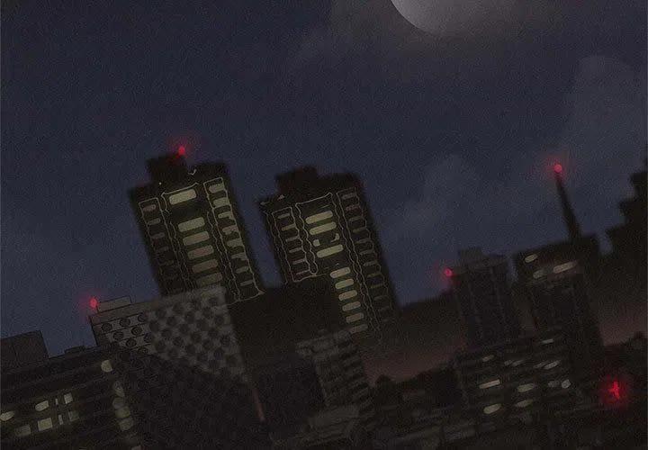 562