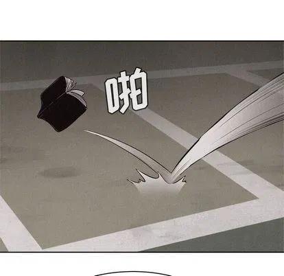 4956