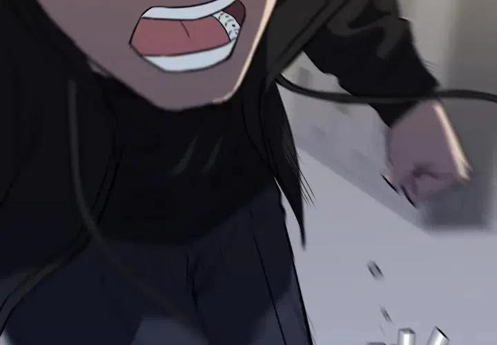 352
