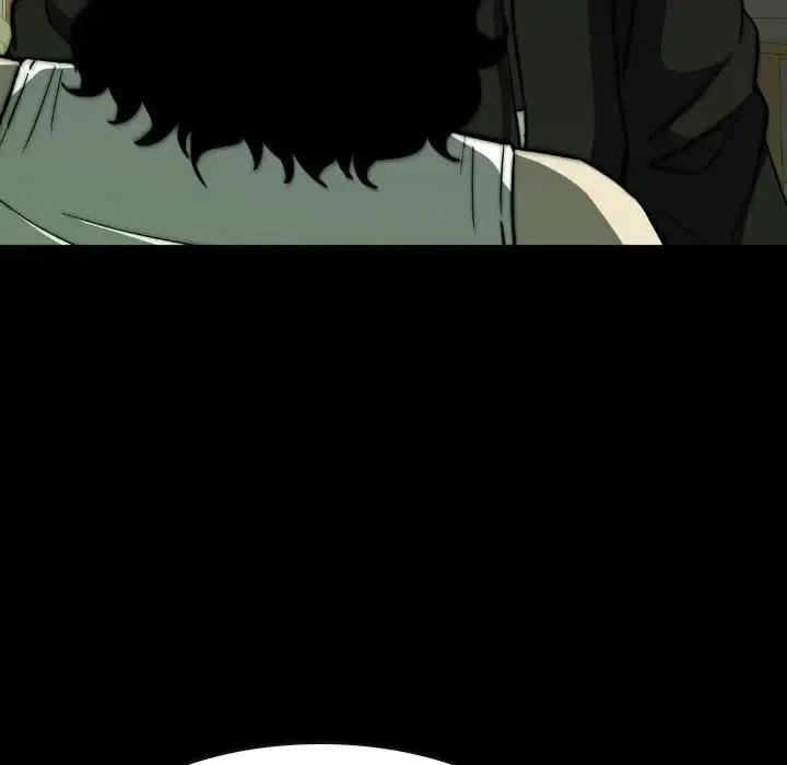 4895