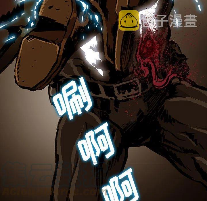 4956