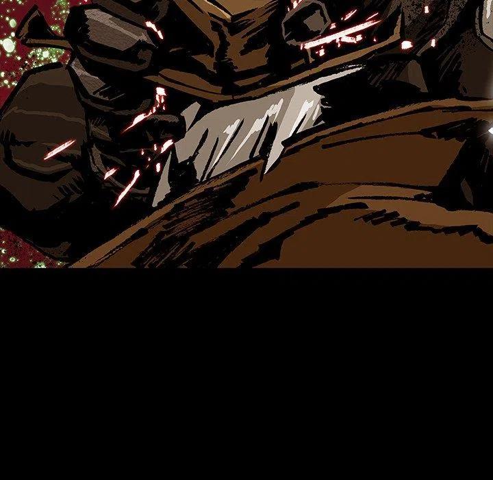 4895