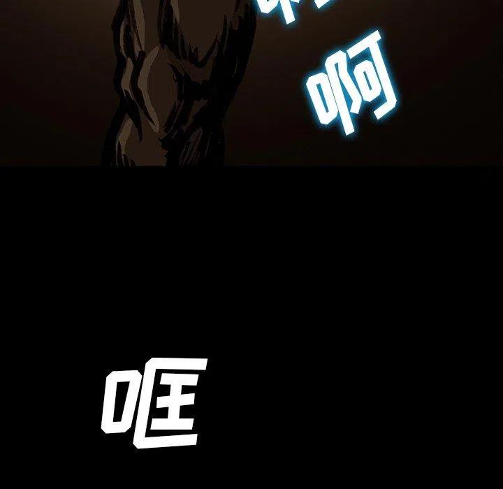 4957