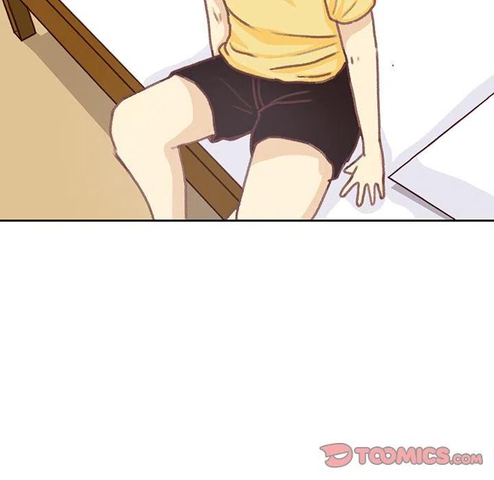785