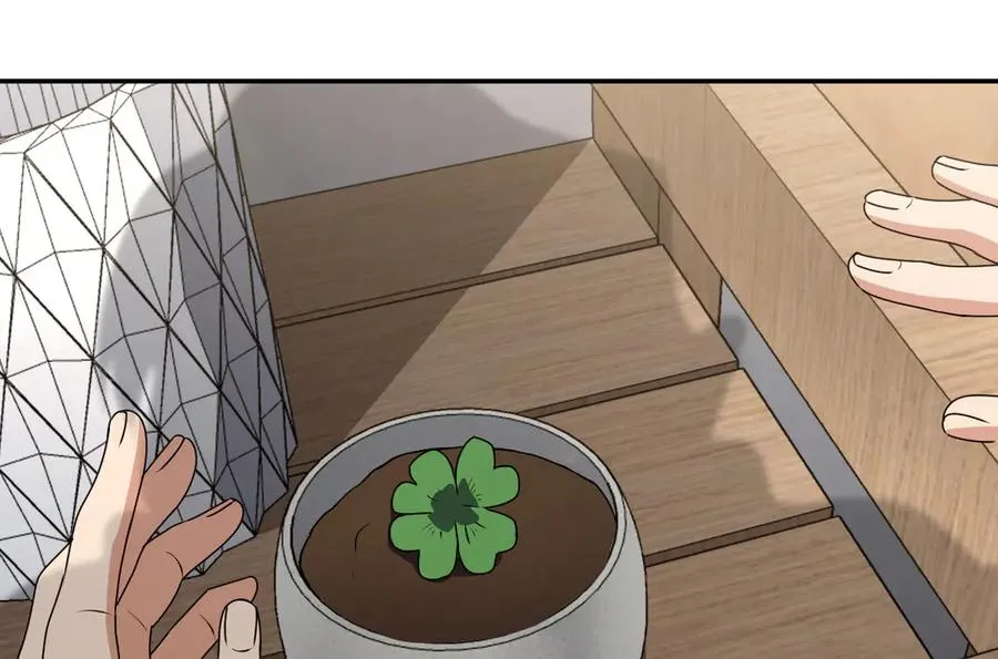358123